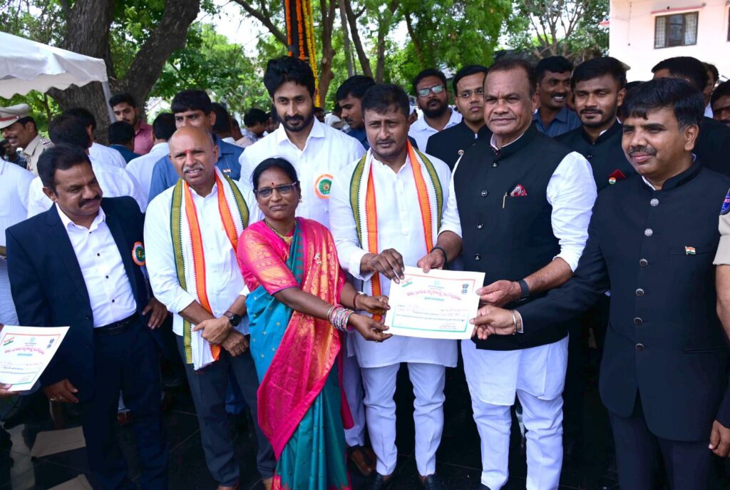 ఉత్తమ ఉద్యోగినిగా చిట్యాల ఏపిఎం : రాచమల్ల శ్రీదేవి