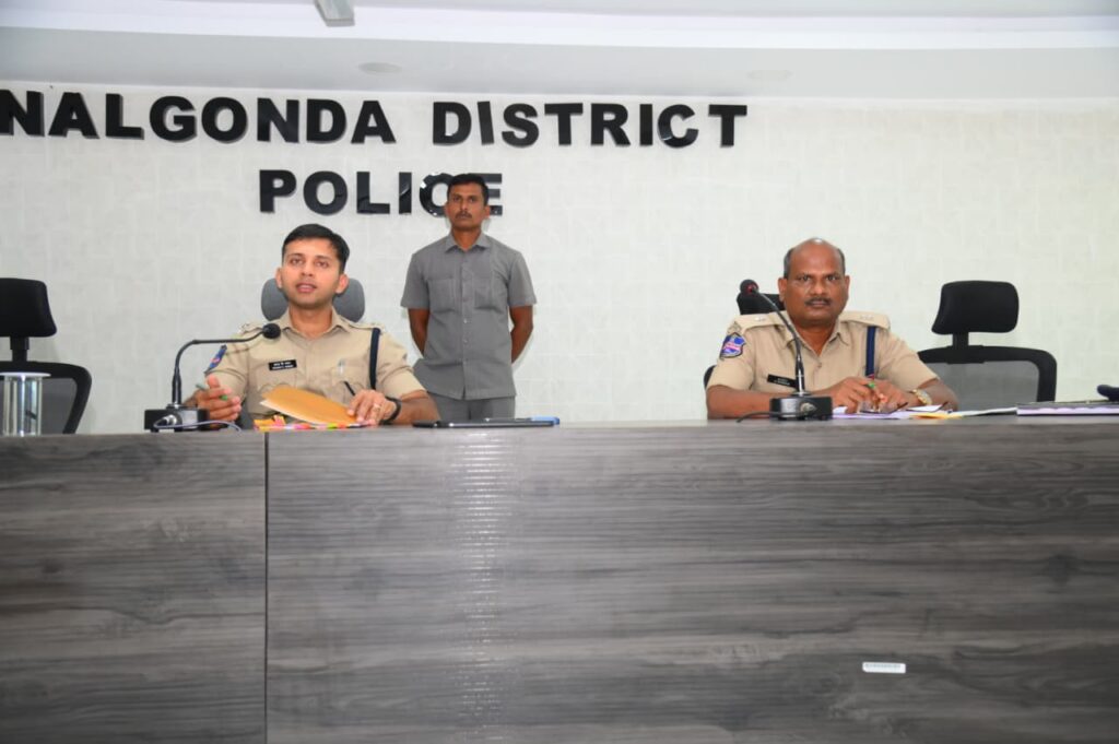 నేర నియంత్రణపై ఎస్పీ శరత్ చంద్ర పవార్ కీలక ఆదేశాలు