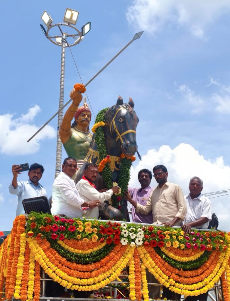 సర్దార్ సర్వాయి పాపన్న గౌడ్ – ధైర్యానికి ప్రతీక!తెలంగాణ బీసీ సంక్షేమ సంఘం జిల్లా అధ్యక్షులు చిలకరాజు సతీష్ కుమార్