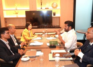 తెలంగాణ రైజింగ్ ప్రతినిధి బృందం కేంబ్రిడ్జ్ విశ్వవిద్యాలయం విద్యావేత్తల బృందంతో ఫలప్రదమైన సమావేశం!