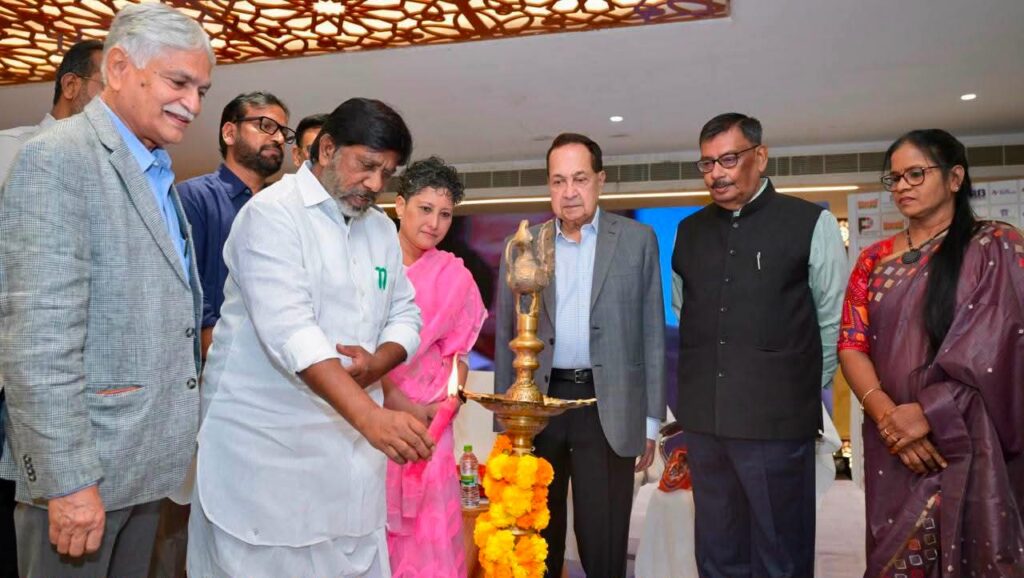 హైదరాబాద్‌లో ఎనిమిది ప్రెస్ క్లబ్‌ల ప్రతినిధులతో ఏర్పాటైన ‘ఫెడరేషన్ ఆఫ్ ప్రెస్ క్లబ్స్’!