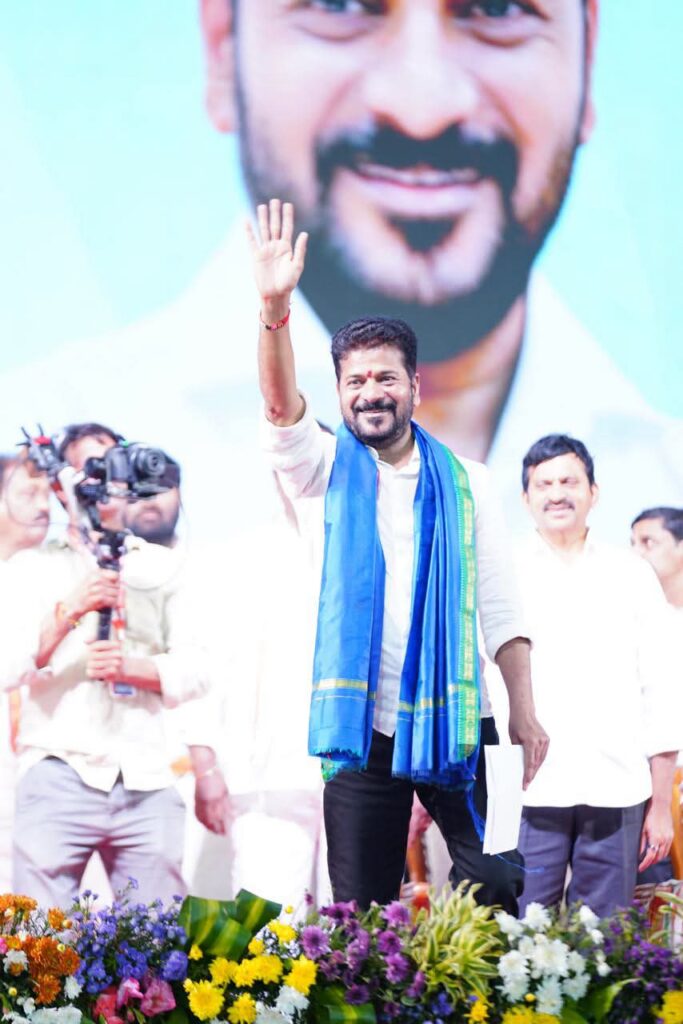 సిరిసిల్ల అభివృద్ధికి రూ.340 కోట్ల పనులకు సీఎం రేవంత్ రెడ్డి శ్రీకారం