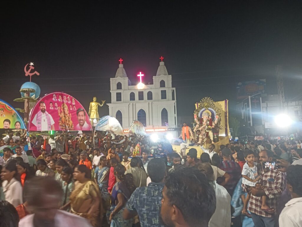 నల్గొండలో ఘనంగా వినాయక శోభాయాత్ర…
