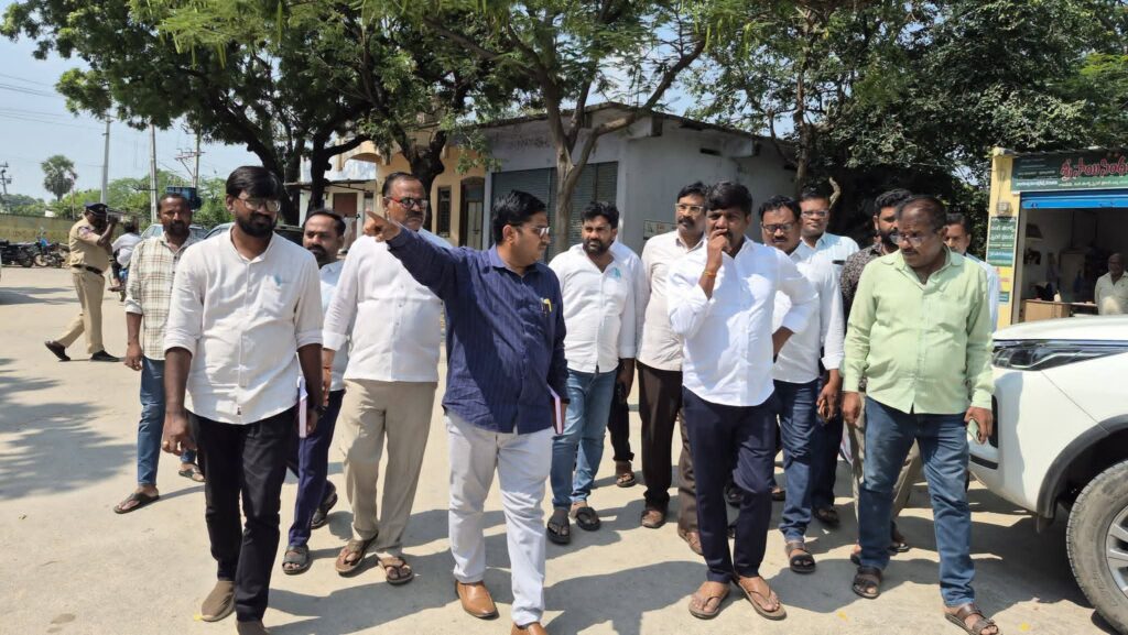నకిరేకల్‌లో ప్రభుత్వ కార్యాలయ సముదాయం నిర్మాణ పనులు వేగవంతం