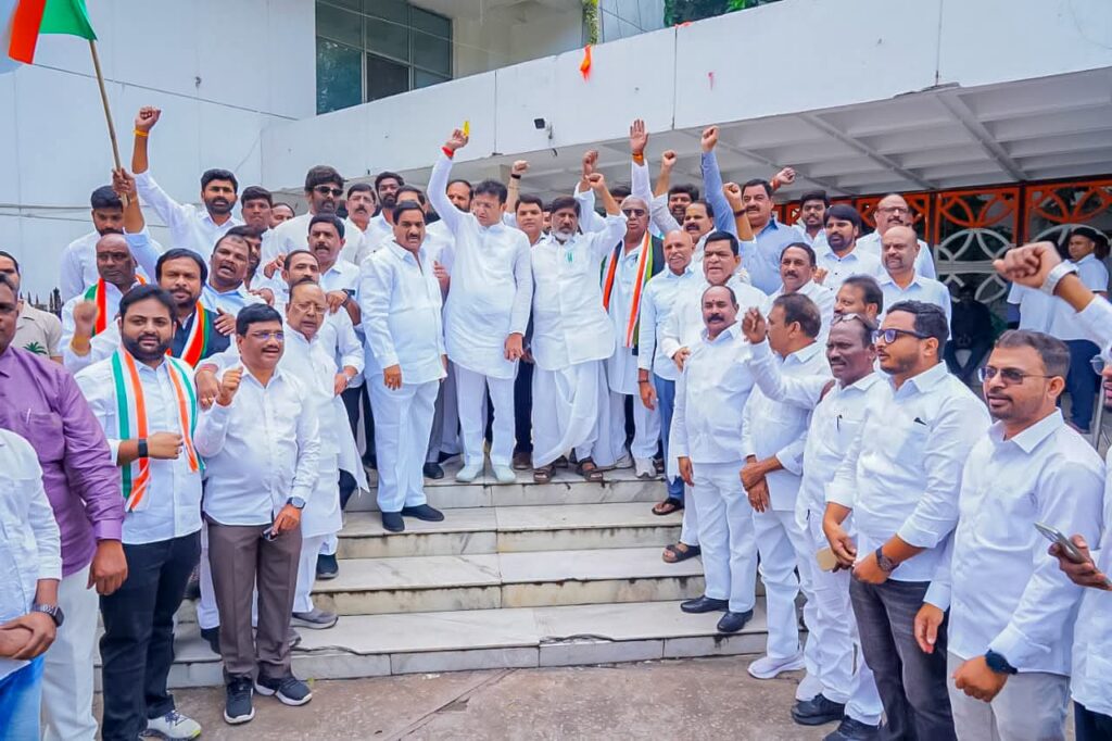 ఓటు హక్కును హరించే ప్రయత్నాలను అడ్డుకుంటాం: మల్లు భట్టి విక్రమార్క