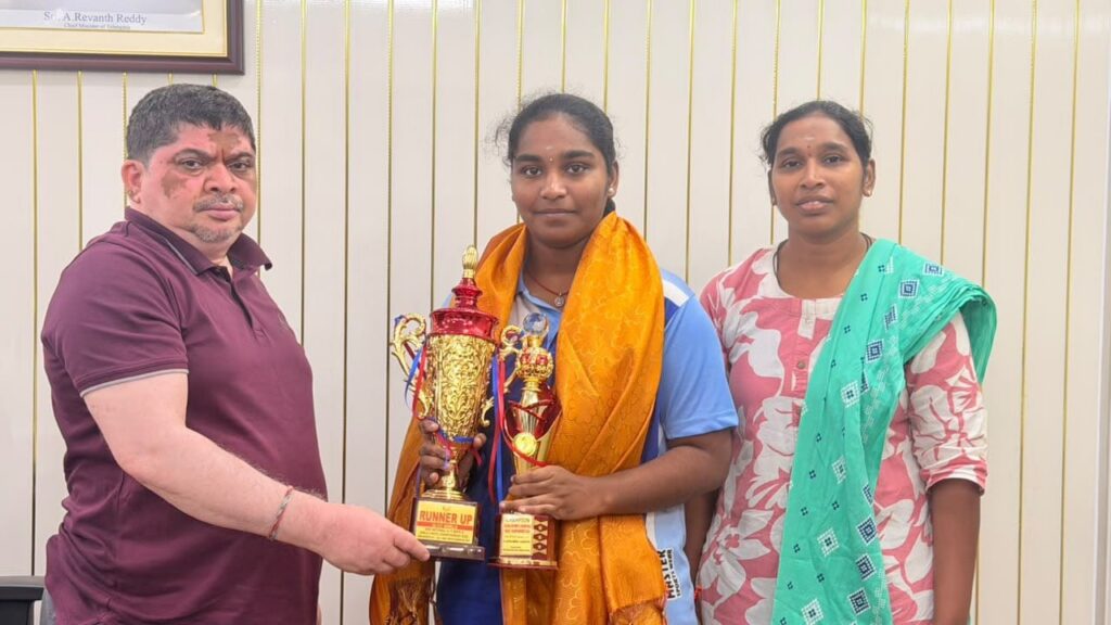 అంతర్జాతీయ స్థాయికి ఎంపికైన చెస్ క్రీడాకారిణి శివాంశికకు అభినందనలు