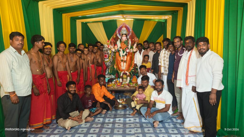 నీర్నేములలో ఘనంగా దుర్గా మాత నవరాత్రి ఉత్సవాలు ప్రారంభం